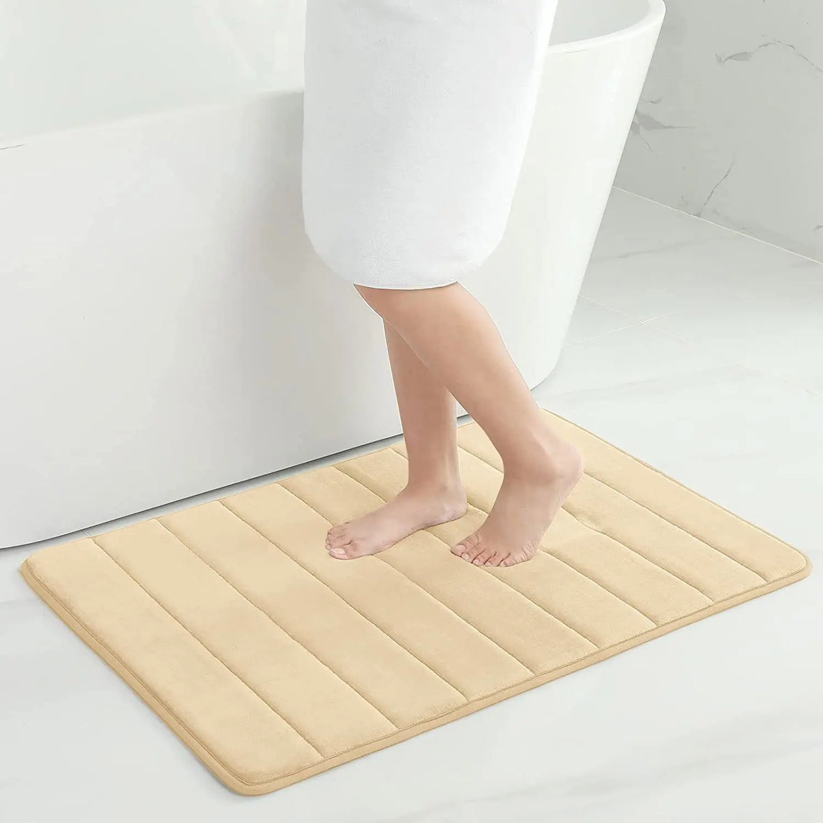 Memory Foam Bath Mat Microfiber Top Non-Slip Backing