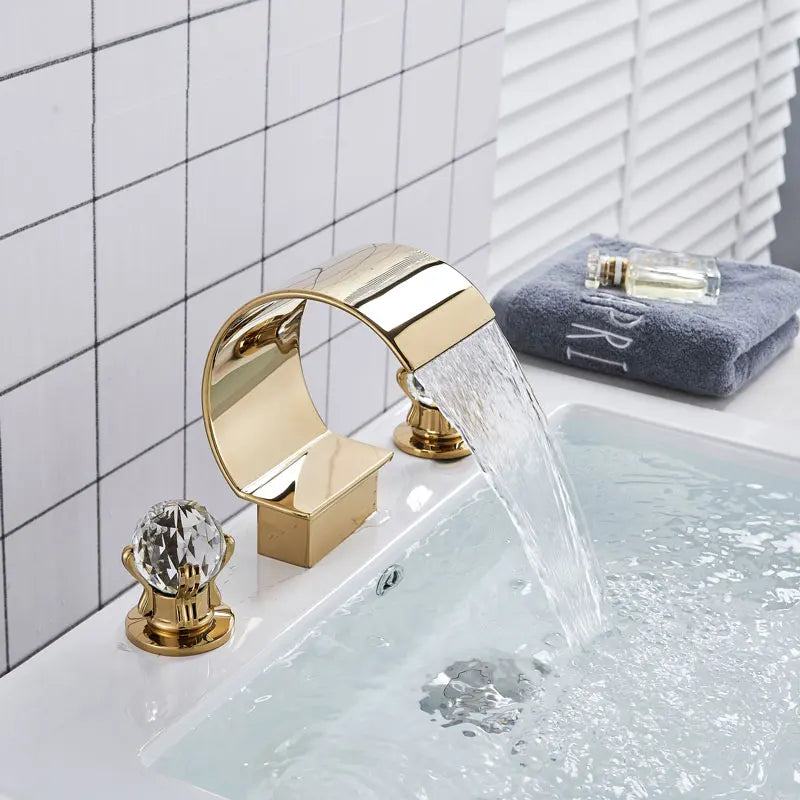 Bathroom Faucet 3-Hole Widespread Solid Brass