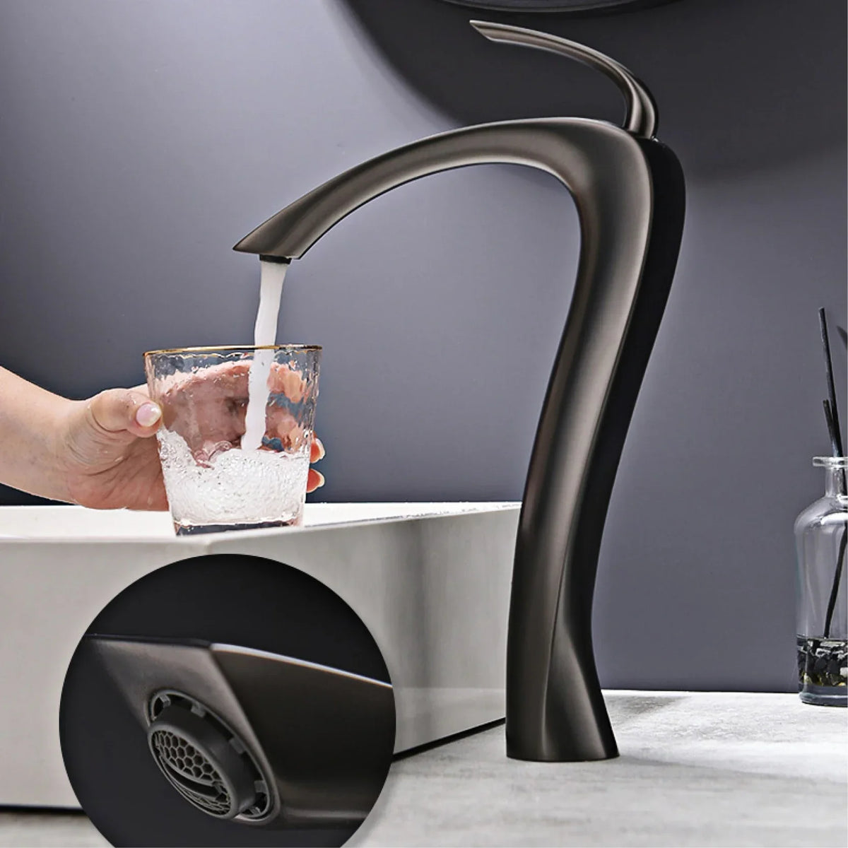 Bathroom Faucet Single-Handle Brass Construction & Ceramic Cartridge