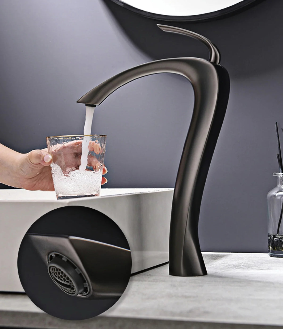 Bathroom Faucet Single-Handle Brass Construction & Ceramic Cartridge