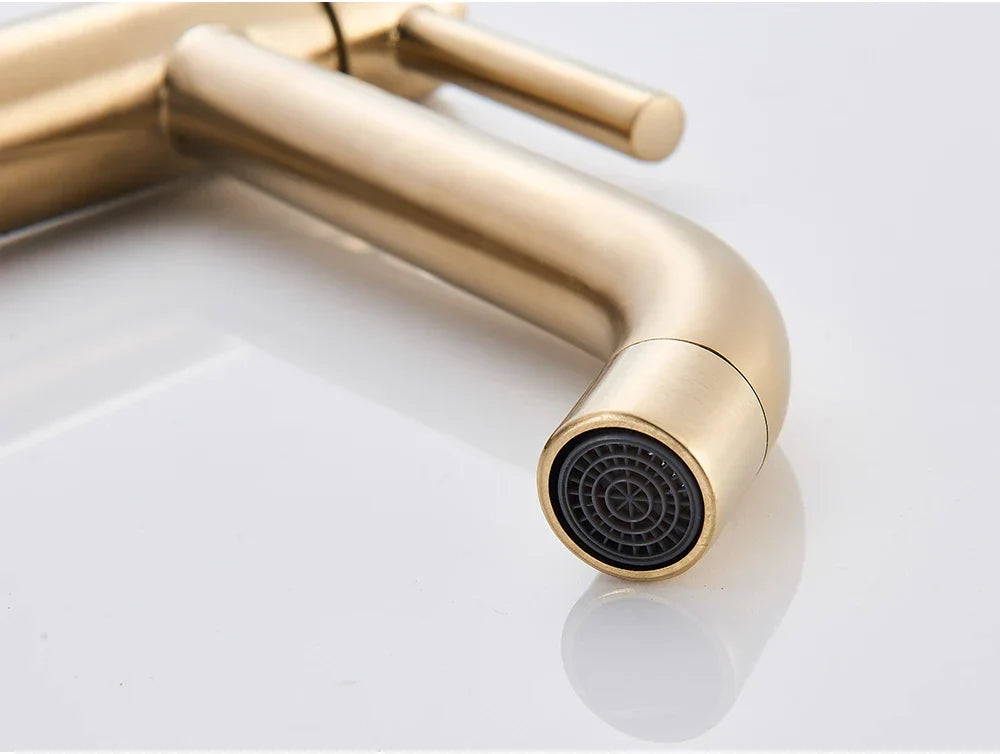 Bathroom Faucet Single-Handle Ceramic Valve