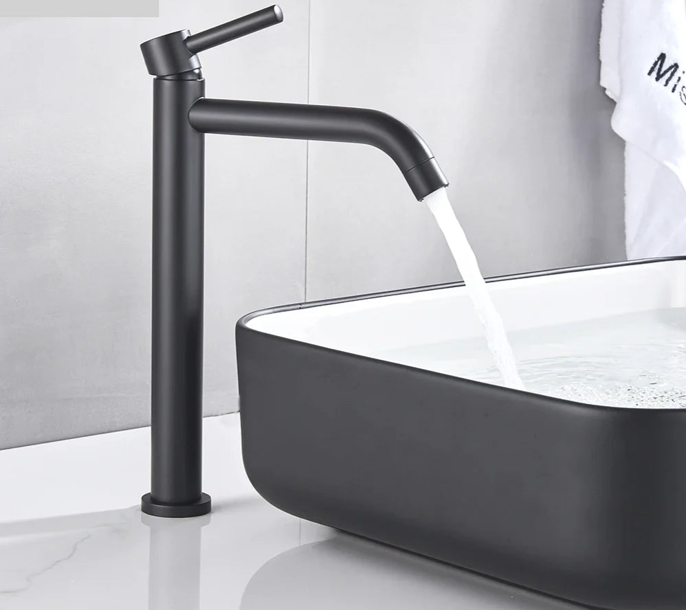Bathroom Faucet Single-Handle Ceramic Valve