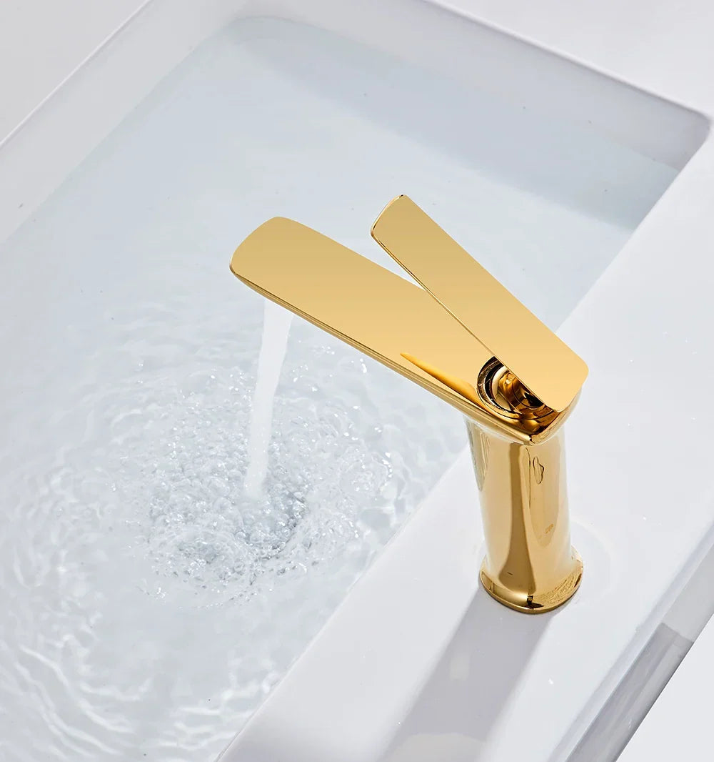 Bathroom Faucet Single-Handle Solid Brass Ceramic Disc Valve