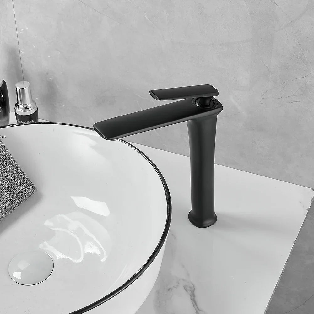 Bathroom Faucet Single-Handle Solid Brass Ceramic Disc Valve