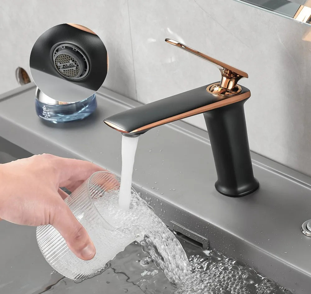 Bathroom Faucet Single-Handle Solid Brass Ceramic Disc Valve