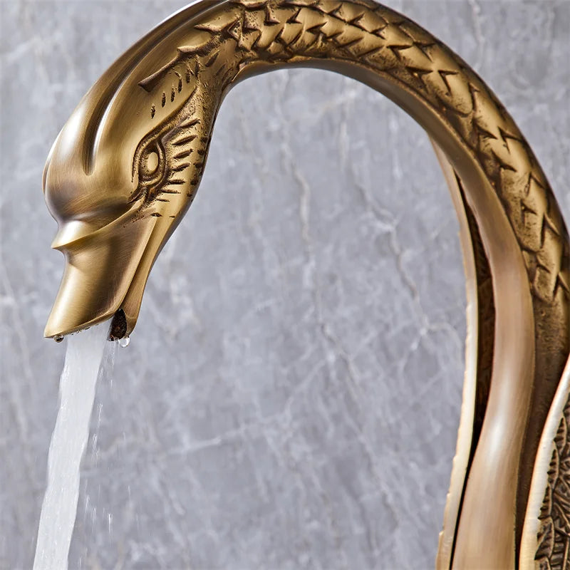Bathroom Faucet Swan-Shaped Waterfall Brass Ceramic Cartridge