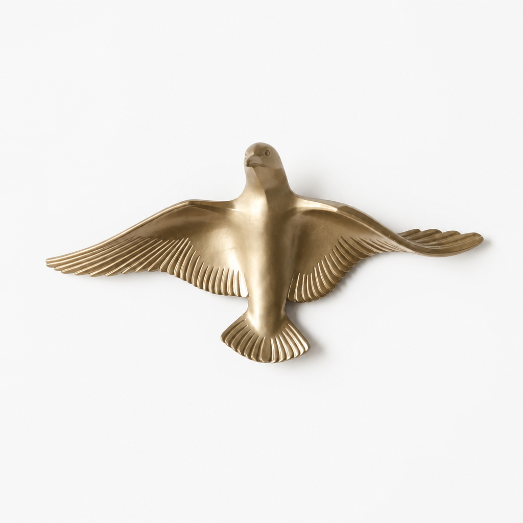 Sculptural Seagull Polyresin Coastal Wall Decor
