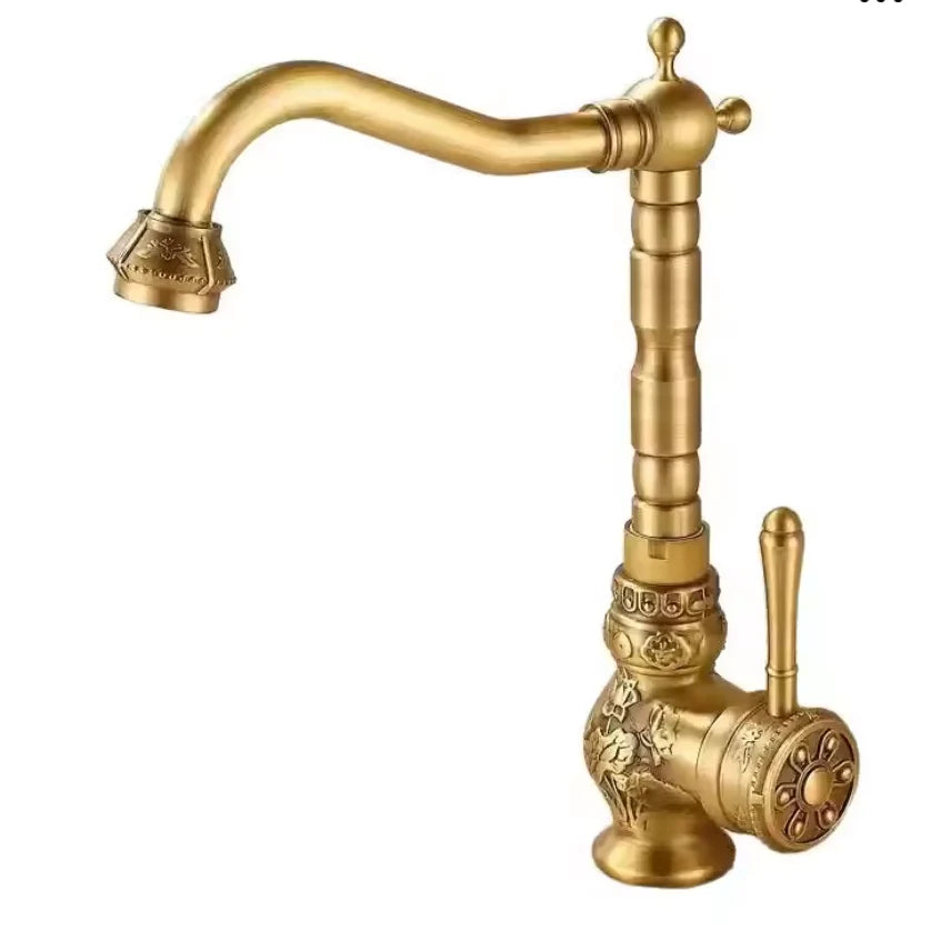 Single-Handle Kitchen Faucet Pull-Out Spray 360° Swivel Solid Brass