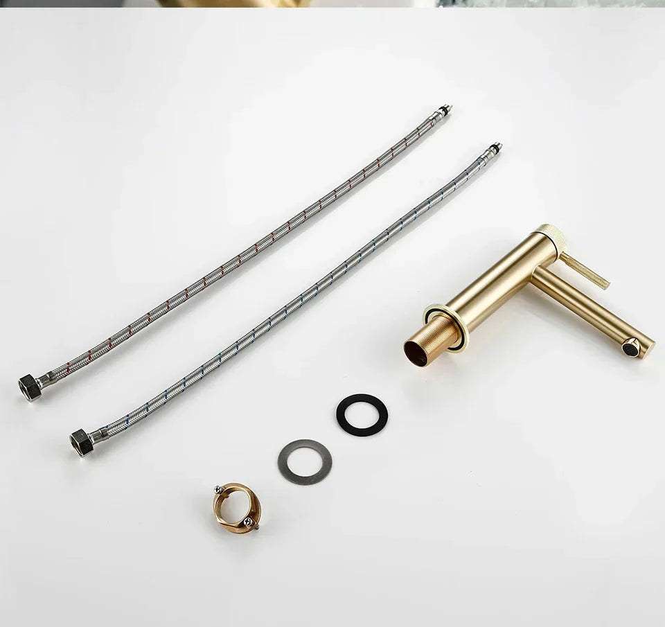 Single-Hole Bathroom Faucet Solid Brass Brushed Gold 360° Swivel