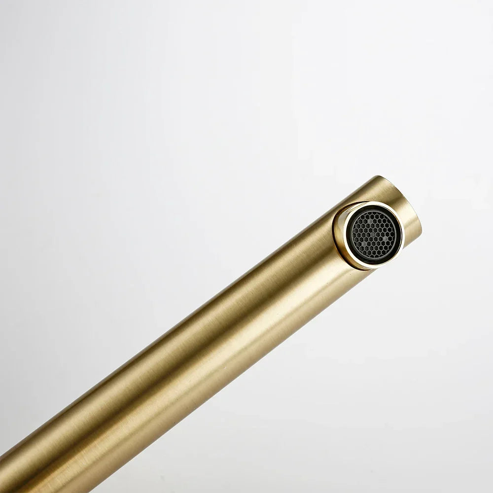 Single-Hole Bathroom Faucet Solid Brass Brushed Gold 360° Swivel